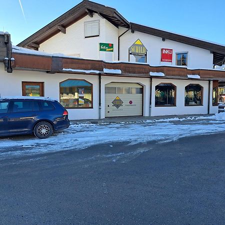 Gesa'S & Tom'S Stadtappartement Saalfelden am Steinernen Meer Kültér fotó