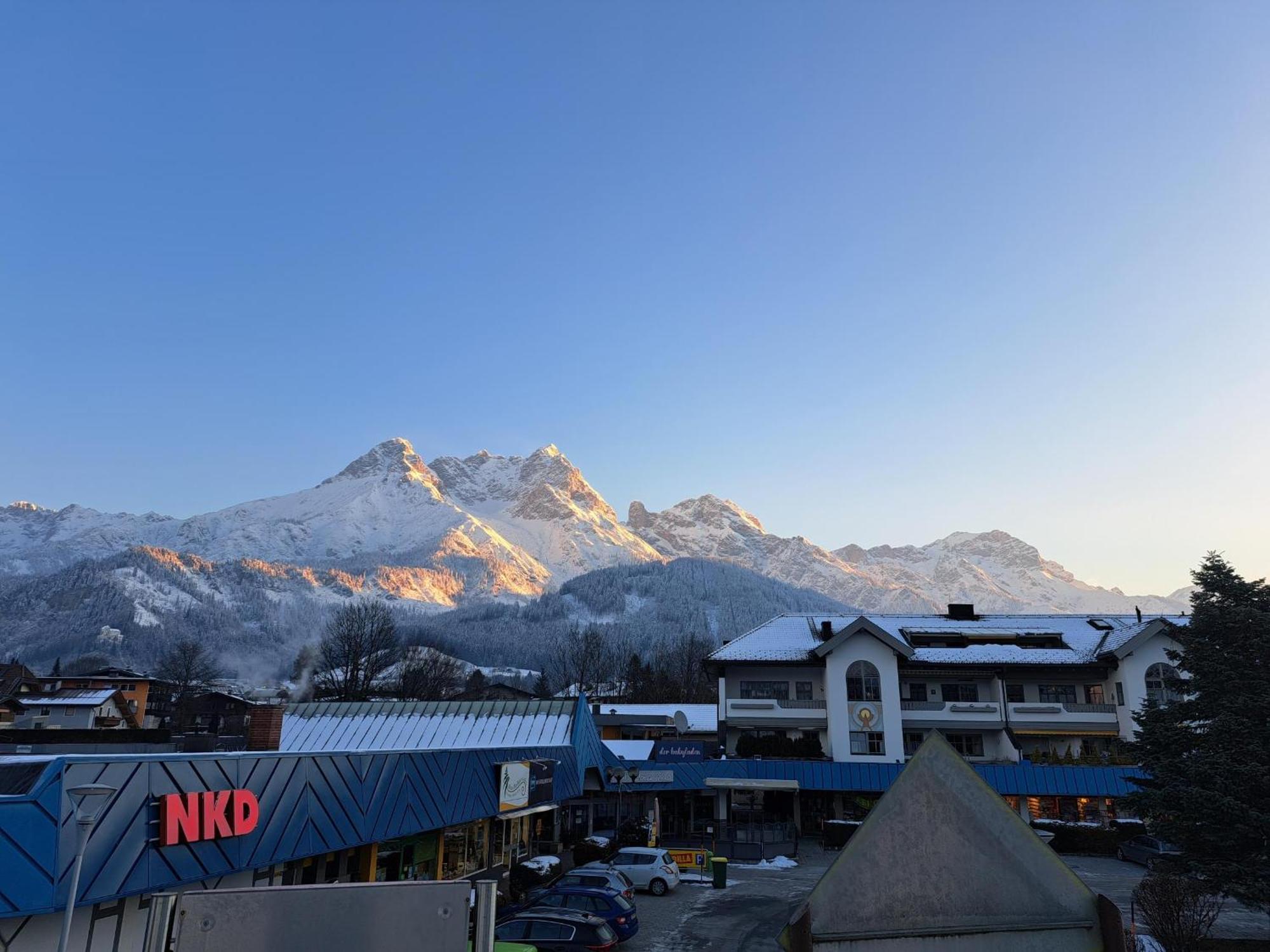 Gesa'S & Tom'S Stadtappartement Saalfelden am Steinernen Meer Kültér fotó